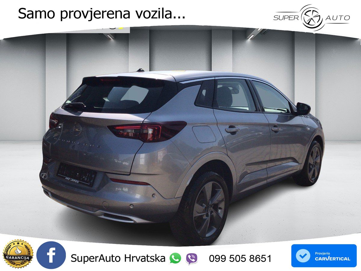 Opel Grandland 1.2i Turbo (130 KS)
