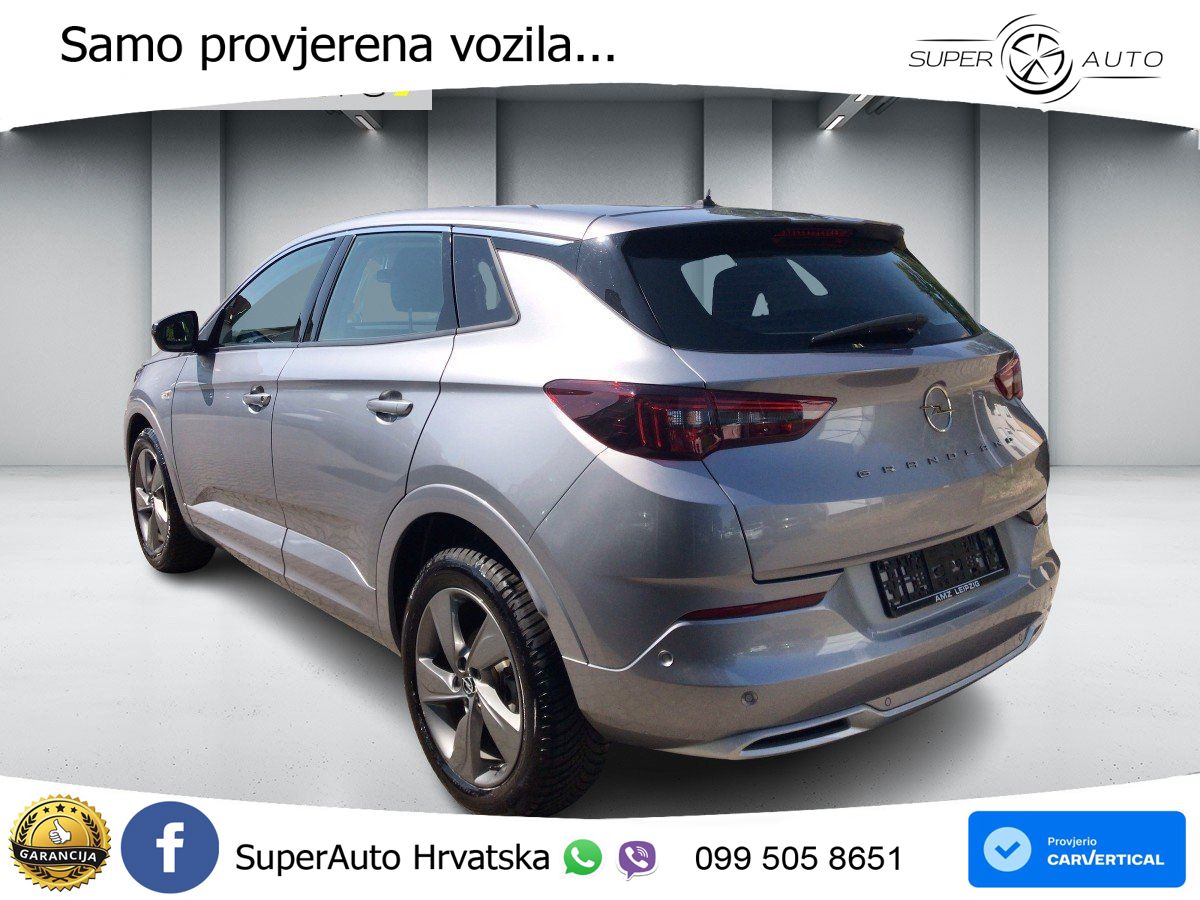 Opel Grandland 1.2i Turbo (130 KS)