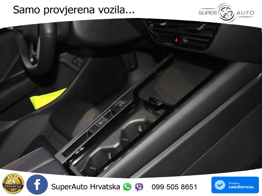 Volkswagen Passat Variant 1.5 TSI (272 KS) eHybrid DSG R-Line ACC+HEAD+4xGR SJED+360+PANO