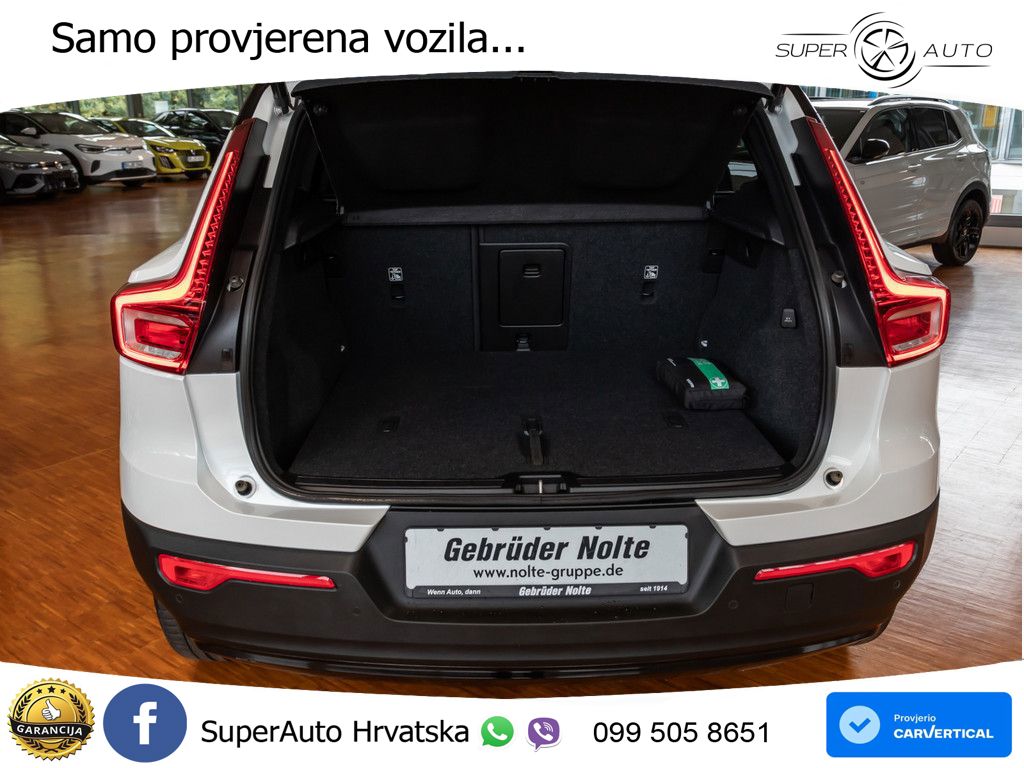 Volvo XC40 2.0 B4 AWD 197 KS Automatic LED+GR SJED+ACC