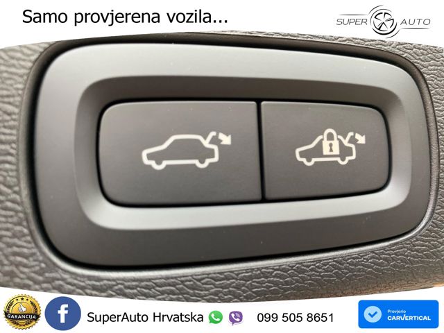 Volvo XC60 B5 Benzin AWD Geartronic LED+GR SJED+ACC