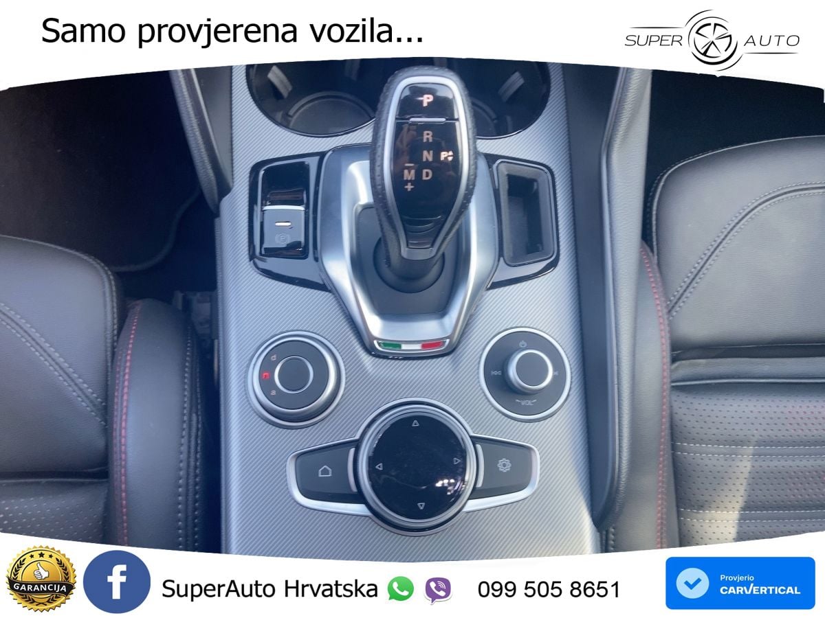 Alfa Romeo Giulia 2.0 Turbo (280 KS) Q4 Automatic LED+GR SJED+ACC