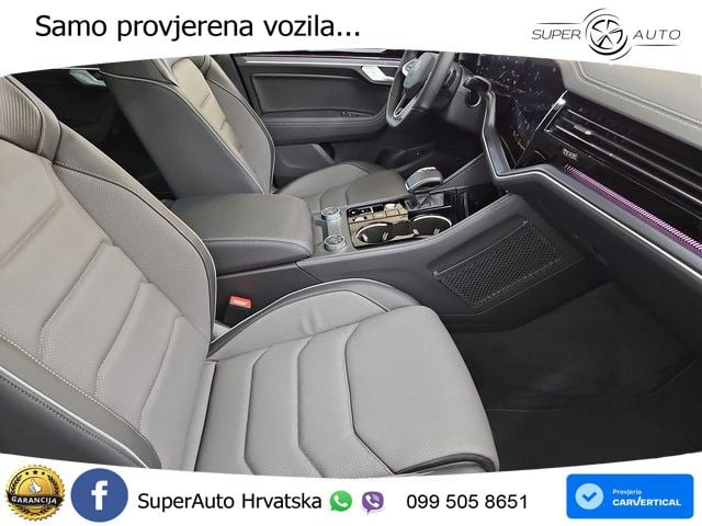 Volkswagen Touareg 3.0 V6 TDI (286 KS) 4MOTION Tiptronic R-Line LED+ACC