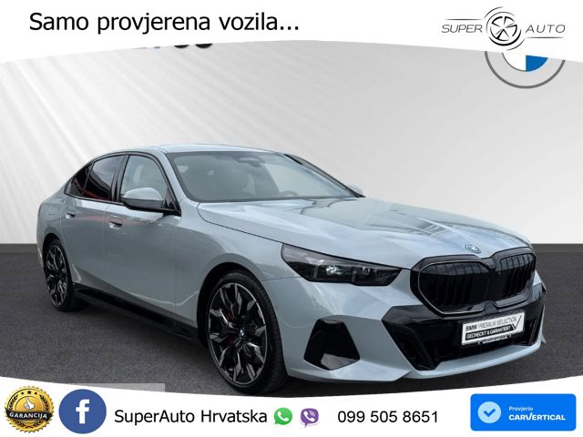 BMW 550e (489 KS) xDrive Steptronic LED+GR SJED+ACC