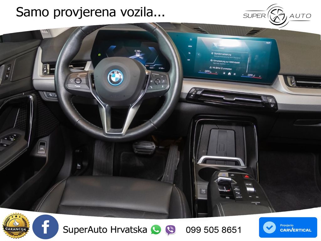 BMW iX1 68 kWh (313 KS) xDrive30 LED+GR SJED+ACC