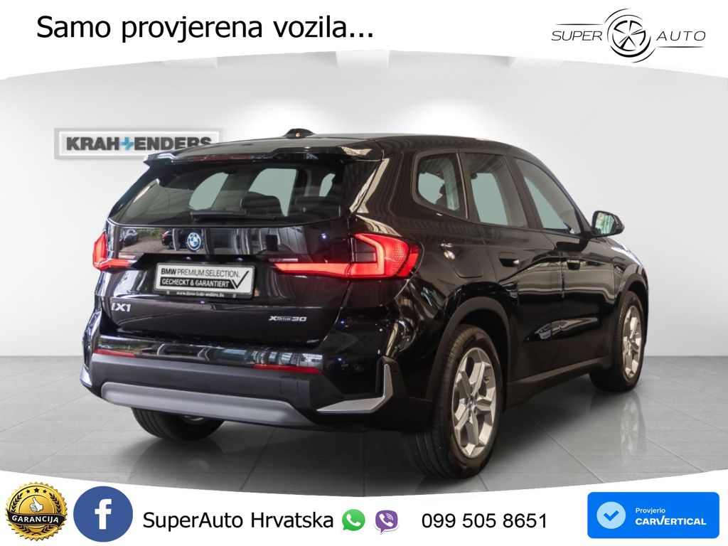 BMW iX1 68 kWh (313 KS) xDrive30 LED+GR SJED+ACC