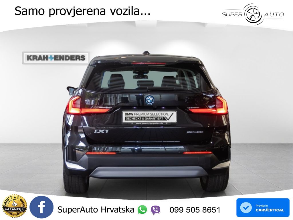 BMW iX1 68 kWh (313 KS) xDrive30 LED+GR SJED+ACC