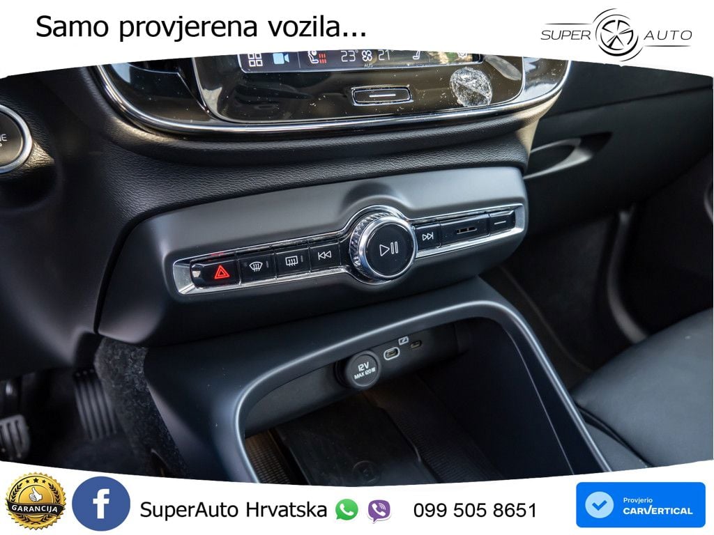 Volvo XC40 2.0 B3 163 KS Automatic ACC+GR SJED+360+PANO