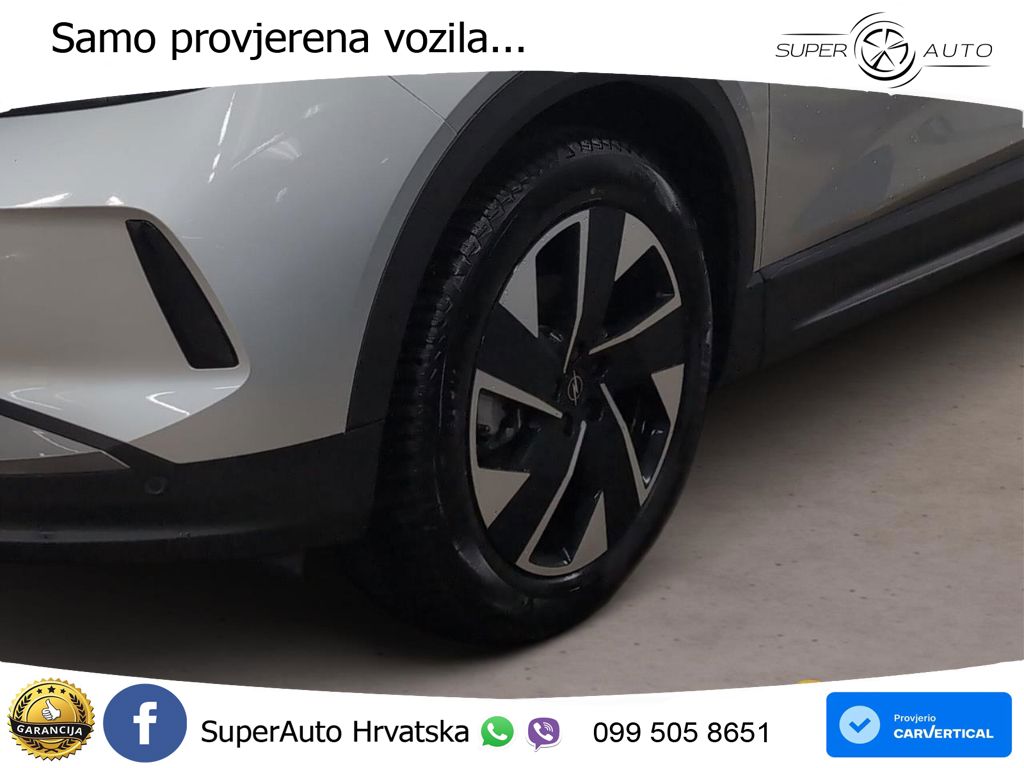 Opel Grandland 1.2 Turbo (136 KS)  e-DCT Edition LED+GR SJED+ACC