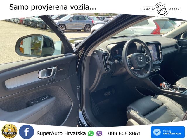 Volvo XC40 2.0 B4 AWD 197 KS Automatic ACC+GR SJED+360+PANO