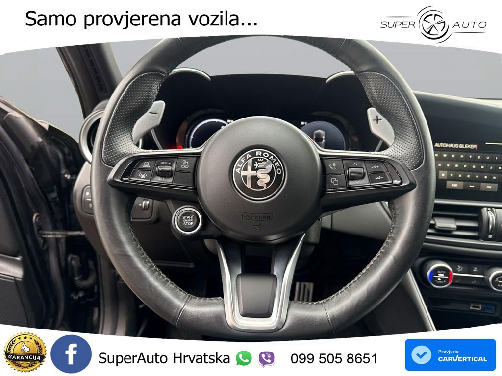 Alfa Romeo Giulia 2.0 Turbo (280 KS) Q4 Automatic LED+GR SJED+ACC