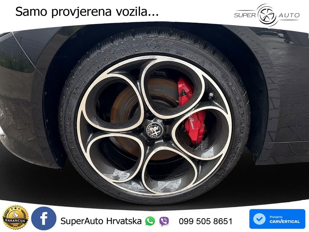 Alfa Romeo Giulia 2.0 Turbo (280 KS) Q4 Automatic LED+GR SJED+ACC