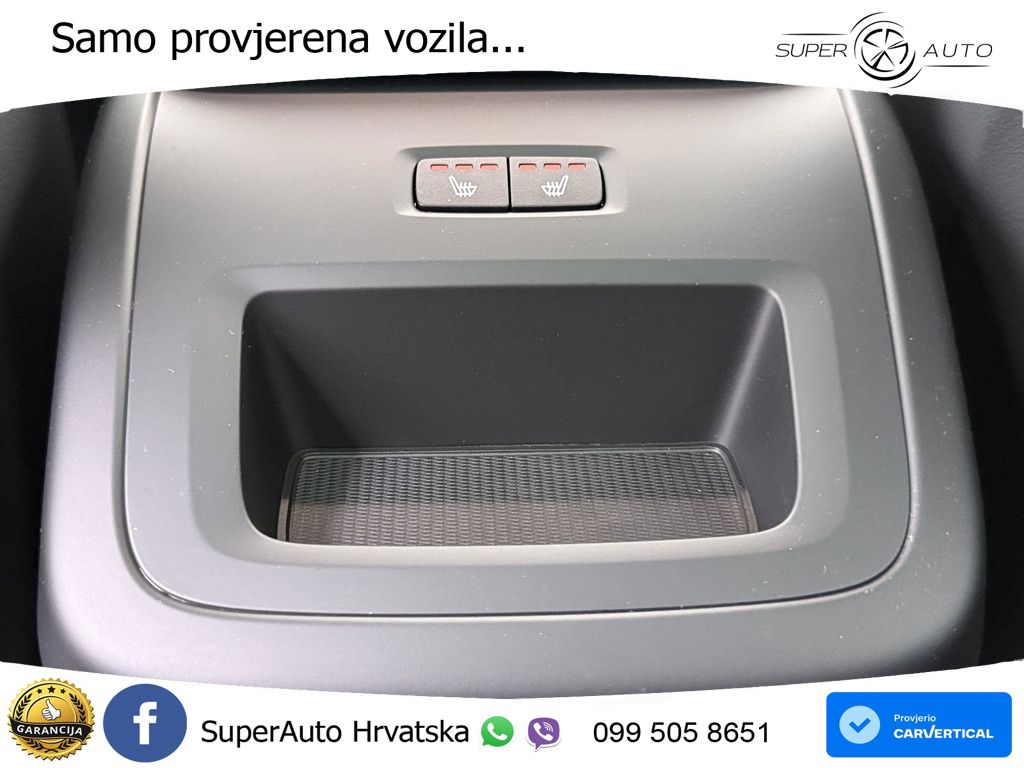 Volvo XC60 T8 AWD Geartronic ACC+HEAD+4xGR SJED+360+PANO