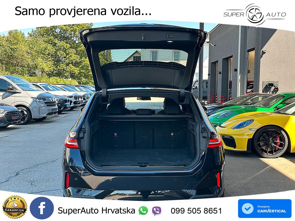 BMW 520i Touring (208 KS) Steptronic