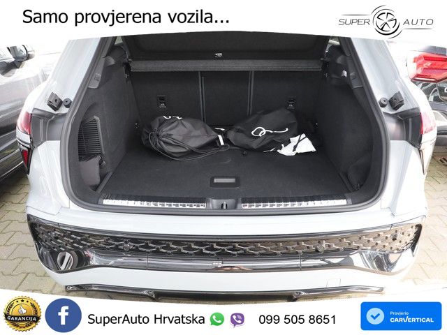 Audi Q3 1.5 TFSIe (272 KS) S tronic 2x S line LED+GR SJED+ACC