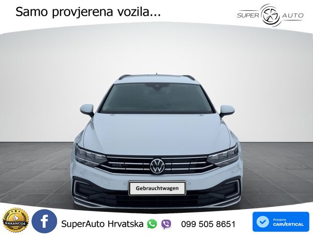 Volkswagen Passat Variant GTE 1.4 TSI (218 KS) DSG LED+GR SJED+ACC