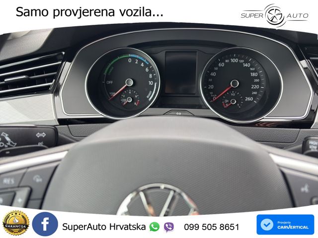 Volkswagen Passat Variant GTE 1.4 TSI (218 KS) DSG LED+GR SJED+ACC