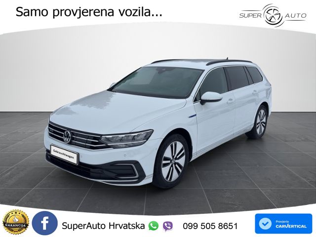 Volkswagen Passat Variant GTE 1.4 TSI (218 KS) DSG LED+GR SJED+ACC