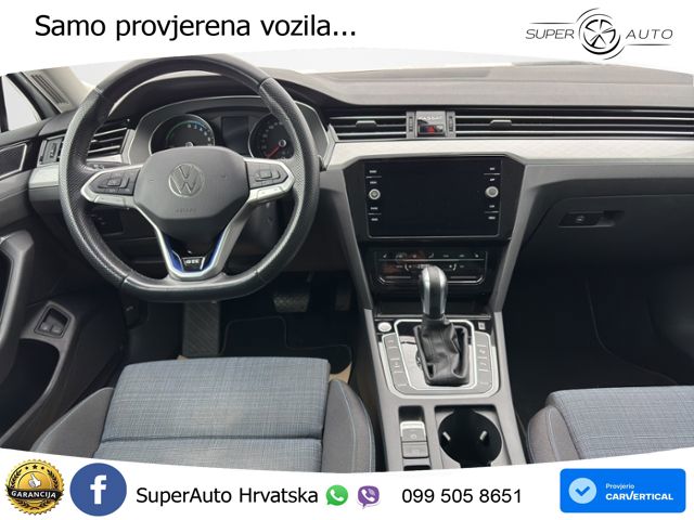 Volkswagen Passat Variant GTE 1.4 TSI (218 KS) DSG LED+GR SJED+ACC
