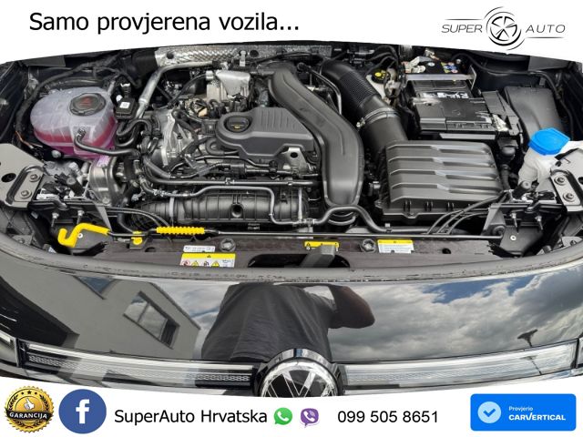 Volkswagen T-Roc 1.5 eTSI (150 KS)  DSG R-Line LED+GR SJED+ACC