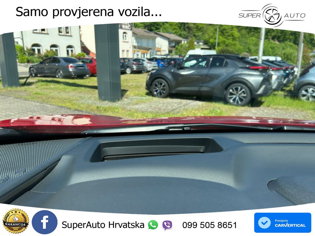 Toyota C-HR 2.0 (223 KS) PHEV e-CVT LED+GR SJED+ACC