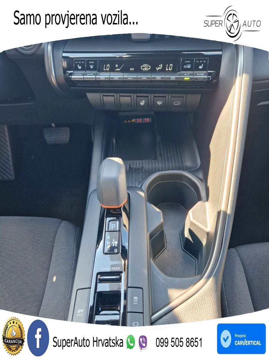 Toyota C-HR 1.8 (140 KS) Hybrid e-CVT Team Deutschland