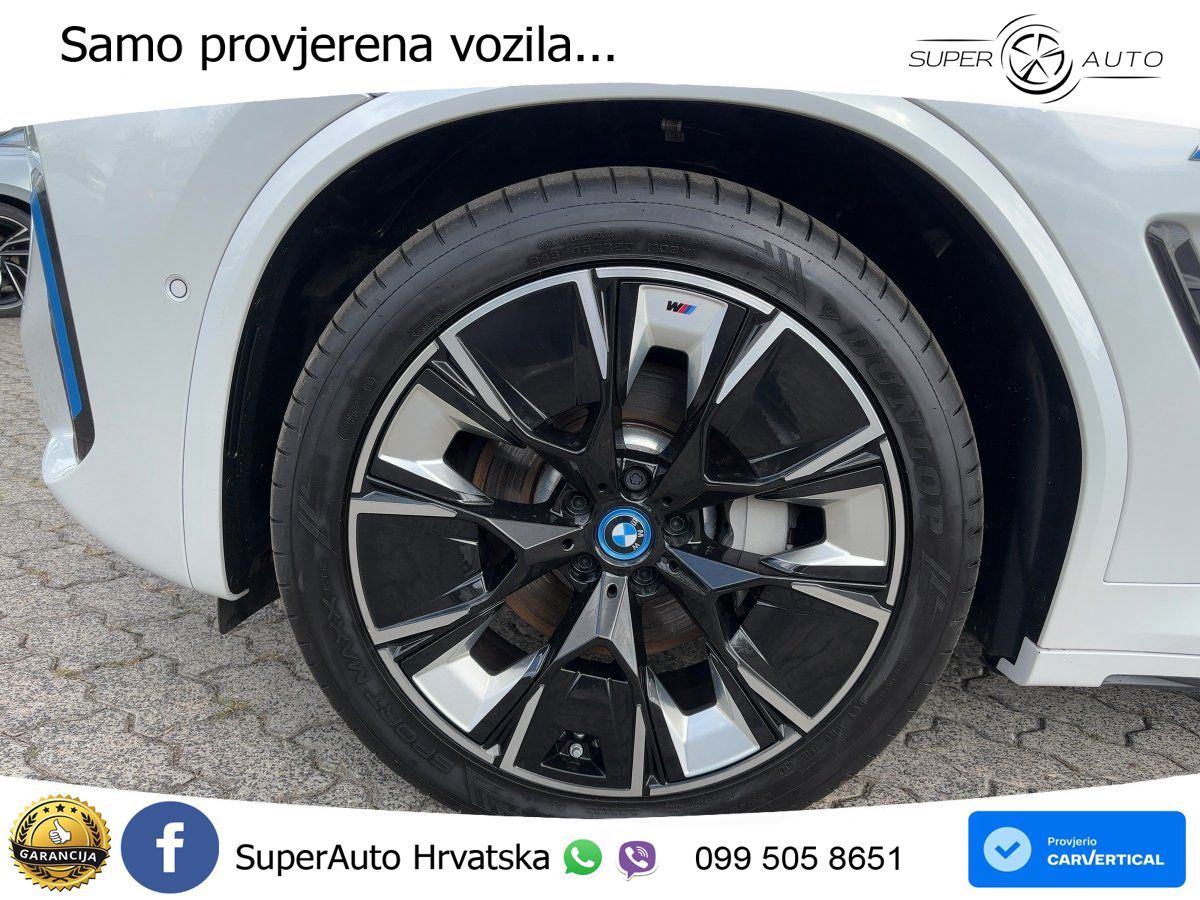 BMW iX3 80 kWh (286 KS) ACC+HEAD+GR SJED+360+PANO