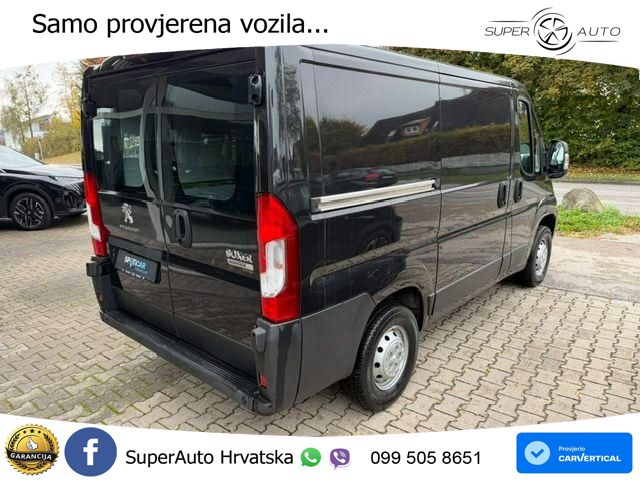 Peugeot Boxer 330 L1H1 2.2 BlueHDi 120 120 KS