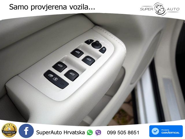 Volvo XC60 T8 AWD Geartronic LED+GR SJED+ACC