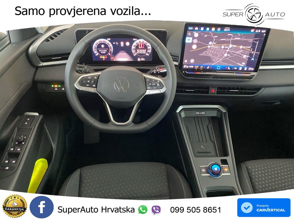 Volkswagen T-Roc 1.5 eTSI (150 KS)  DSG LED+GR SJED+ACC