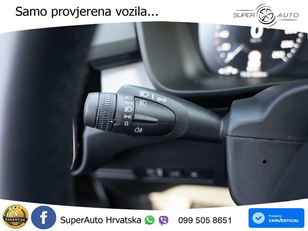 Volvo XC40 1.5 T4 TwEn 211 KS Automatic LED+GR SJED+ACC