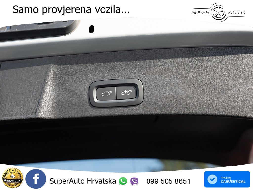 Volvo XC40 1.5 T4 TwEn 211 KS Automatic LED+GR SJED+ACC