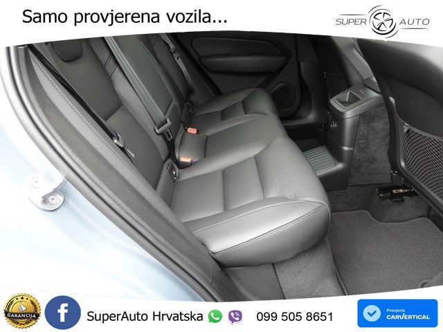 Volvo XC60 T8 AWD Geartronic LED+GR SJED+ACC