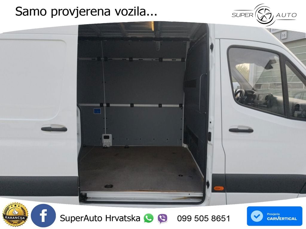Mercedes-Benz Sprinter 215 CDI KA Kamera+AHK+SHZ+MBUX 150 KS