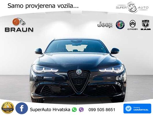Alfa Romeo Giulia 2.0 Turbo (280 KS) Q4 Automatic LED+GR SJED+ACC