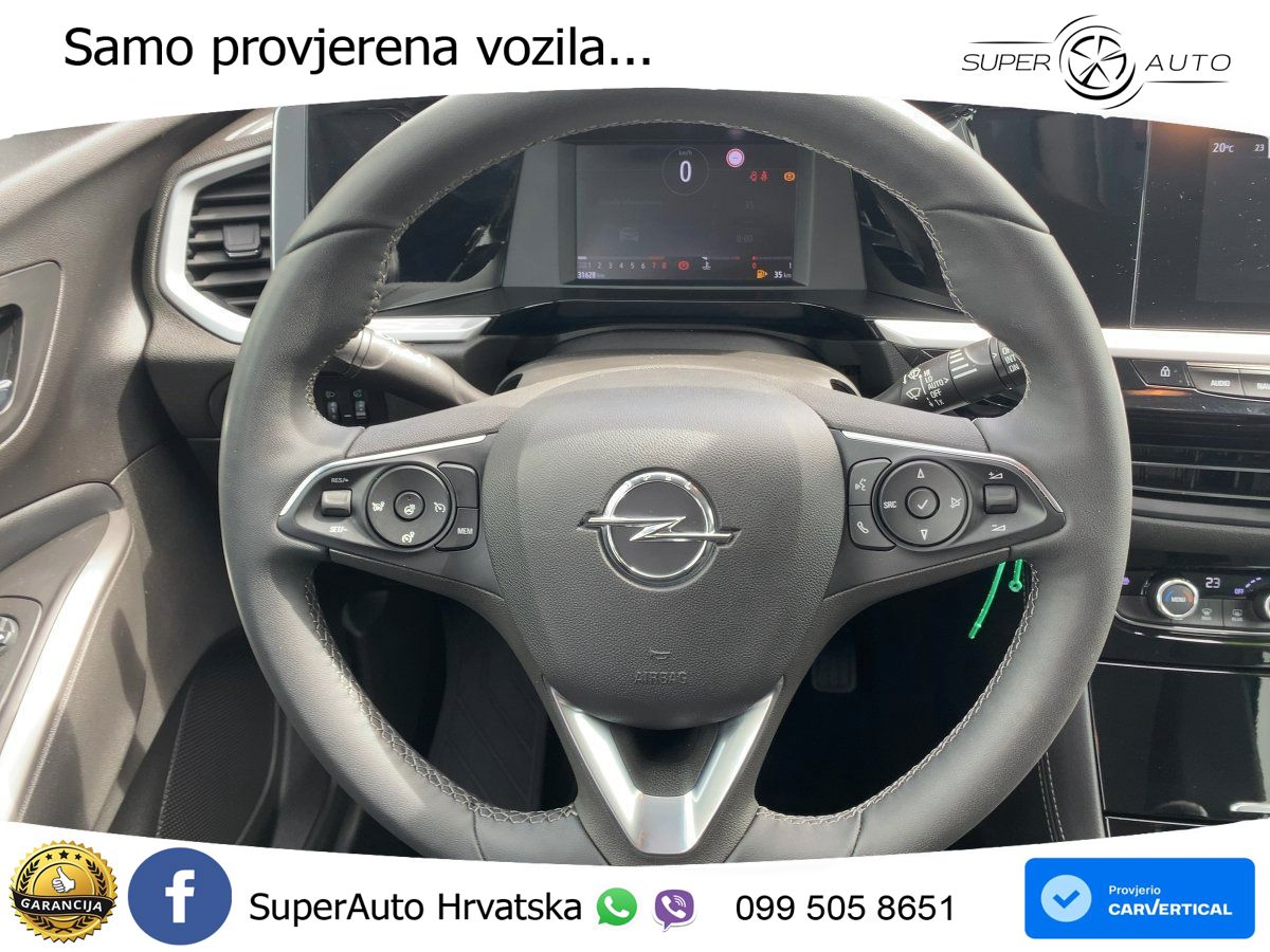 Opel Grandland 1.2i Turbo (130 KS)