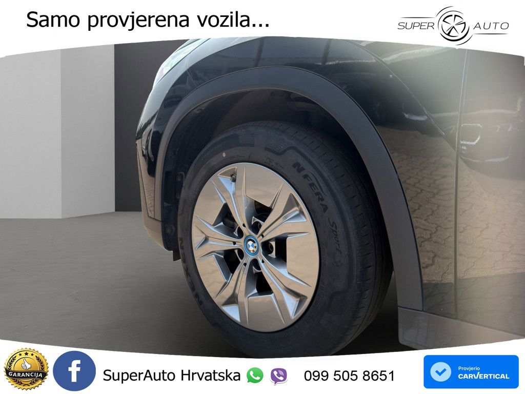BMW iX1 68 kWh (313 KS) xDrive30