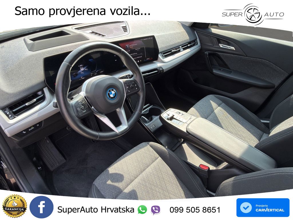 BMW iX1 68 kWh (313 KS) xDrive30
