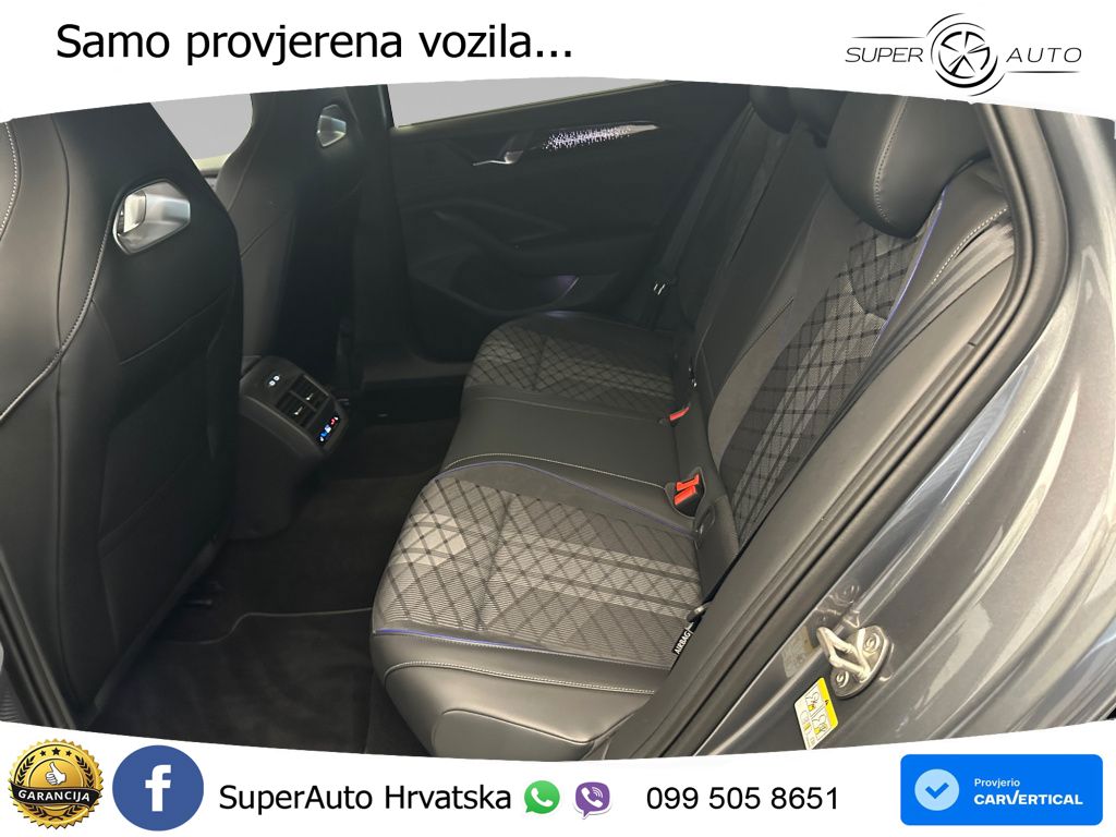 Volkswagen Passat Variant 1.5 TSI (272 KS) eHybrid DSG R-Line LED+GR SJED+ACC