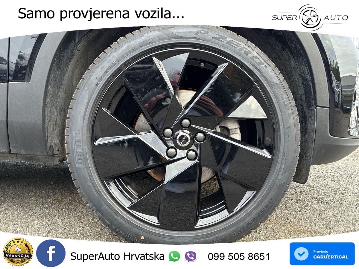 Volvo XC40 2.0 B3 163 KS Automatic ACC+GR SJED+360+PANO