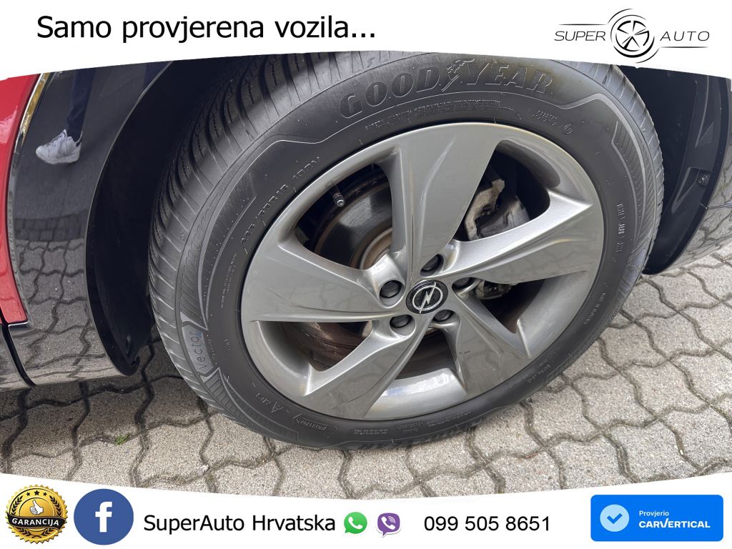 Opel Grandland 1.2 Turbo (136 KS)  e-DCT GS LED+GR SJED+ACC