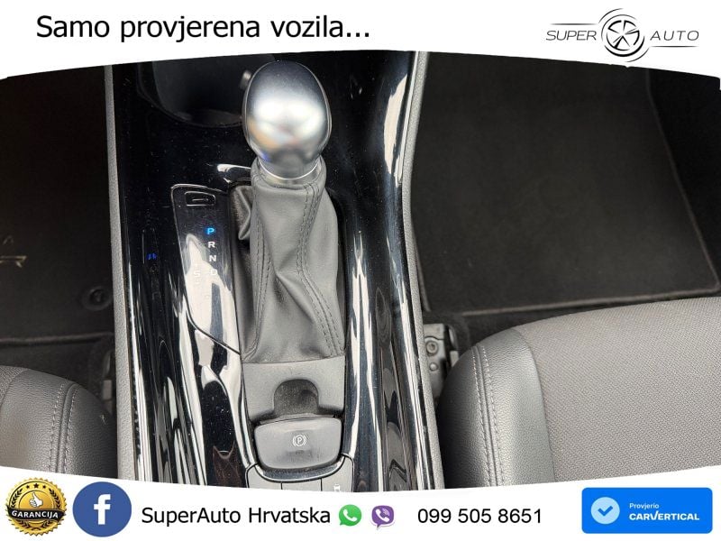 Toyota C-HR 2.0 (184 KS) Hybrid e-CVT Team D