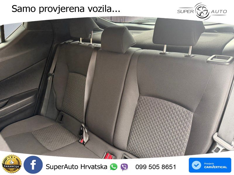 Toyota C-HR 2.0 (184 KS) Hybrid e-CVT Team D
