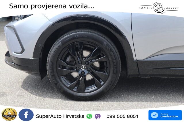 Opel Grandland 1.2i Turbo (130 KS) Automatic GS LED+GR SJED+ACC