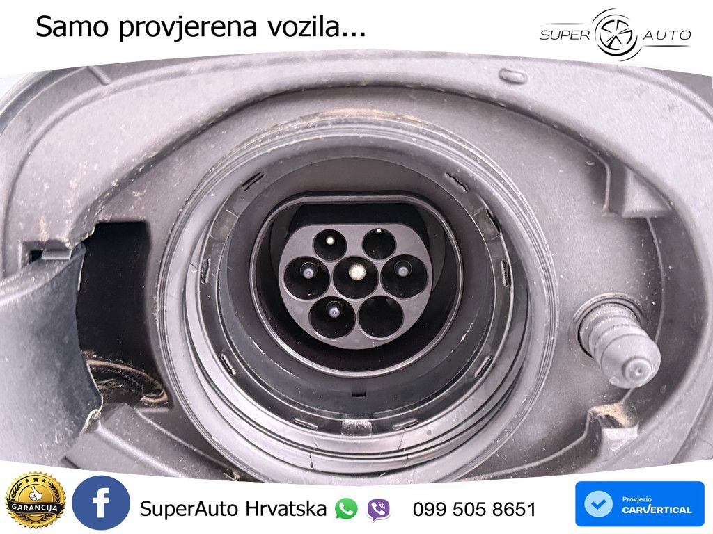 Volvo XC60 T8 AWD Geartronic ACC+HEAD+4xGR SJED+360+PANO