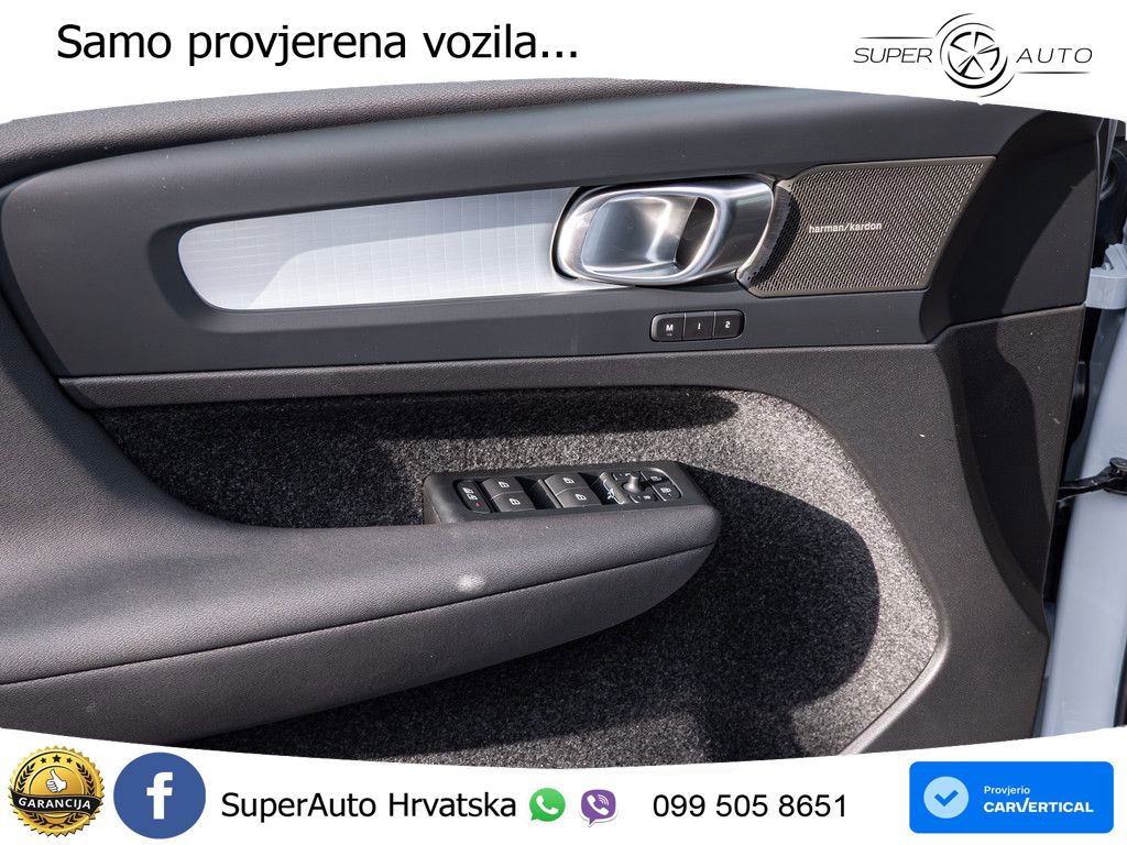 Volvo XC40 2.0 B4 197 KS Automatic ACC+GR SJED+360+PANO