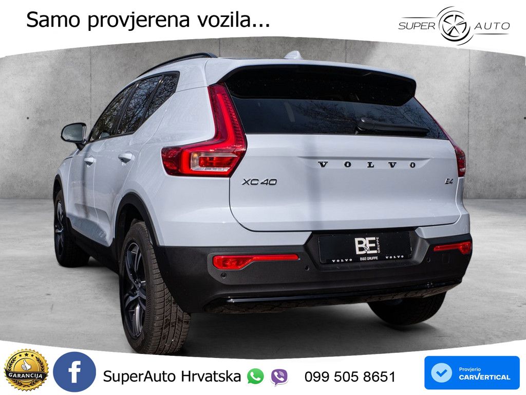 Volvo XC40 2.0 B4 197 KS Automatic ACC+GR SJED+360+PANO