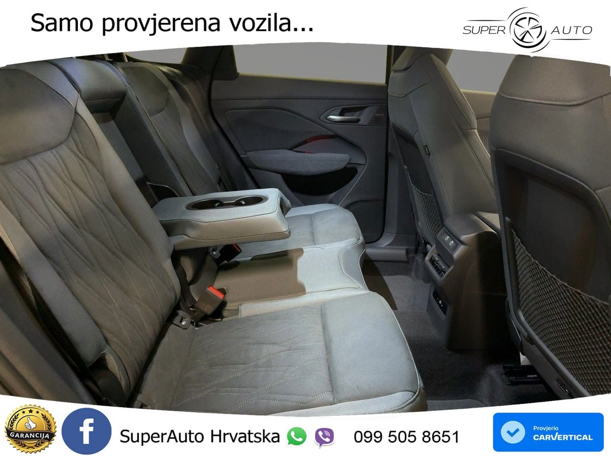 Audi Q3 1.5 TFSIe (272 KS) S tronic LED+GR SJED+ACC