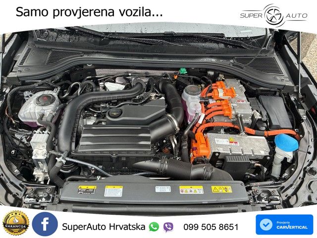 Volkswagen Passat Variant 1.5 TSI (272 KS) eHybrid DSG Elegance LED+GR SJED+ACC