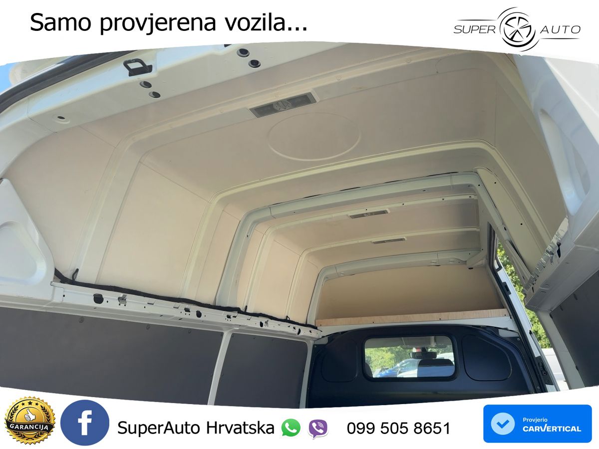 VW Transporter